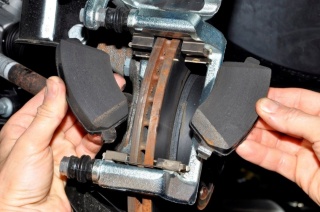 Замена тормозных колодок Mercedes-Benz E-Класс  в Жуковском